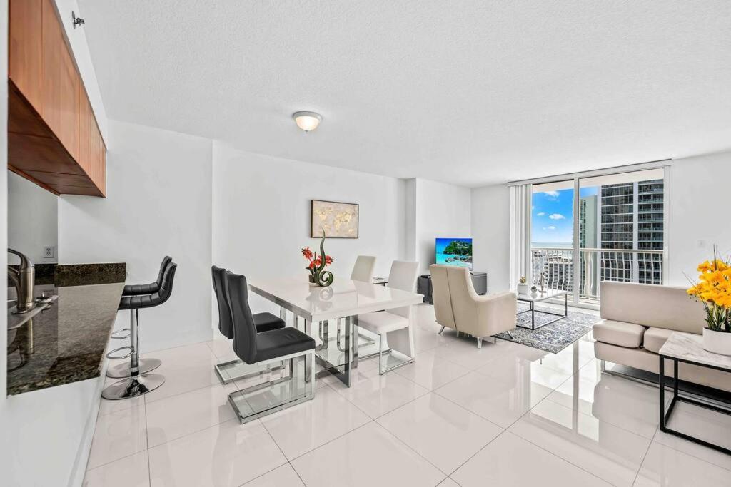 Luxurious 1 Bed Apartment In Brickell • Ocean View Miami Kültér fotó