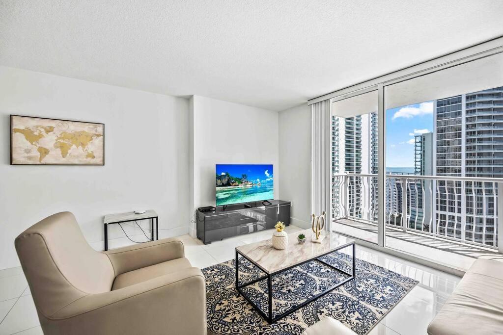 Luxurious 1 Bed Apartment In Brickell • Ocean View Miami Kültér fotó