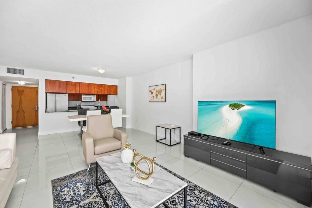 Luxurious 1 Bed Apartment In Brickell • Ocean View Miami Kültér fotó